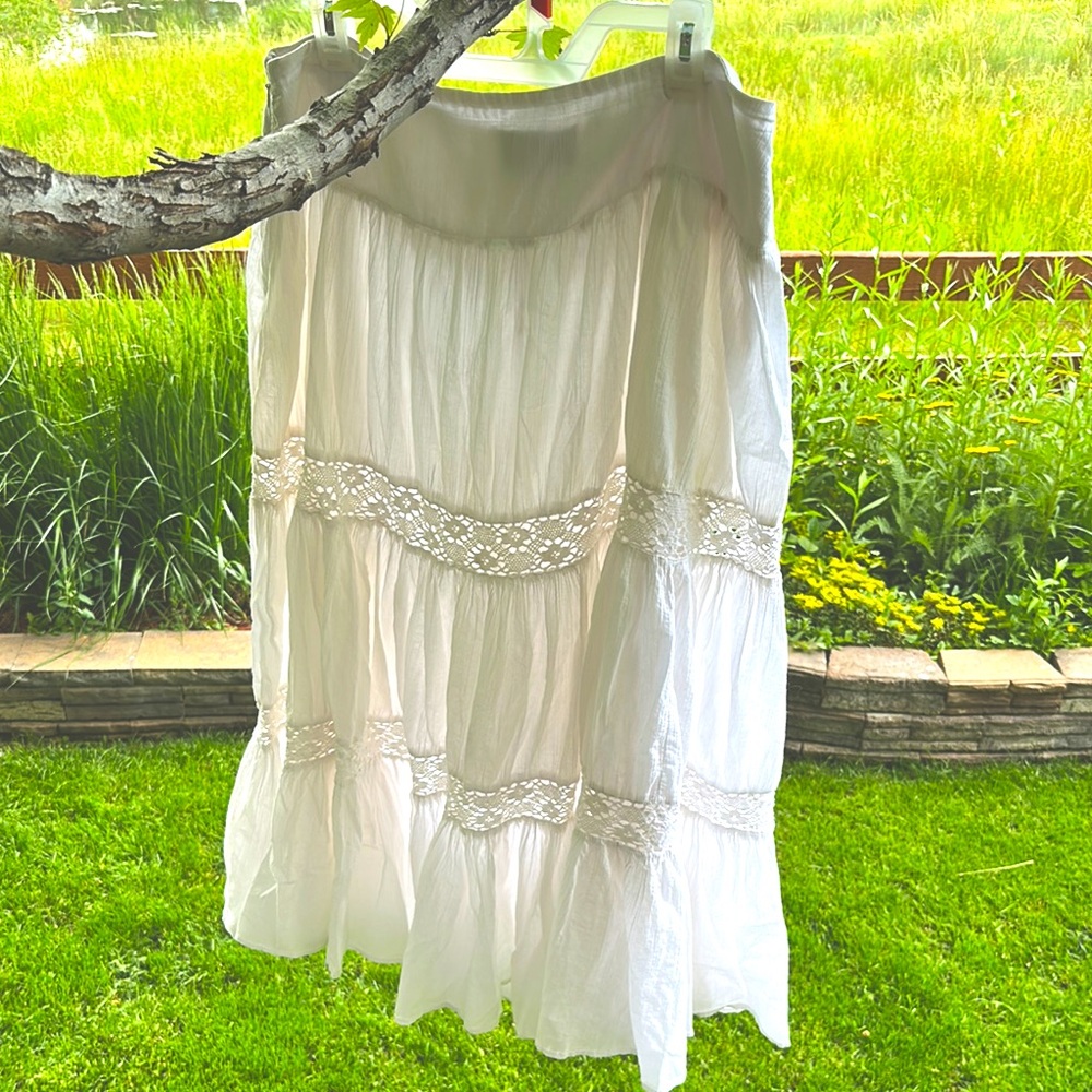 Elegant White Maxi Skirt